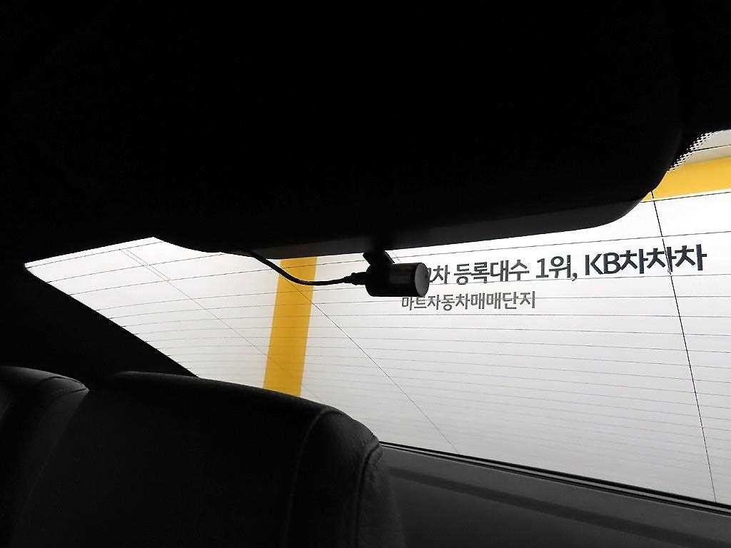 BMW 5시리즈 5시리즈 (G30) 520d xDrive M 스포츠 이미지 16
