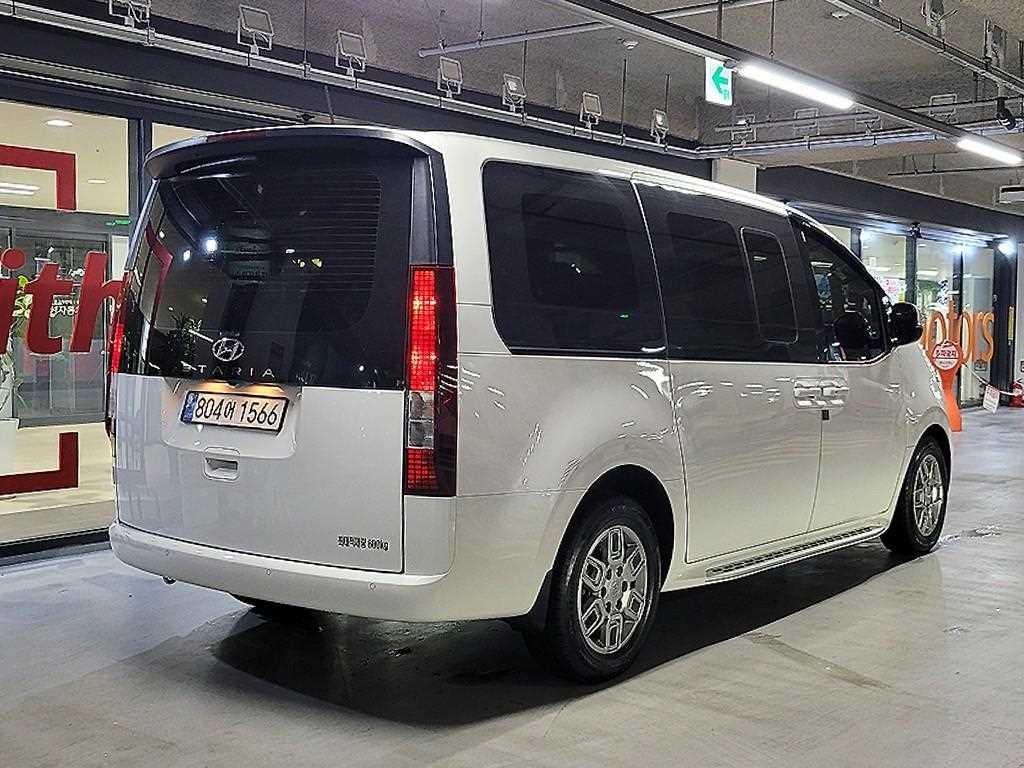 현대 스타리아 2WD 디젤 카고 모던 5인승 이미지 4