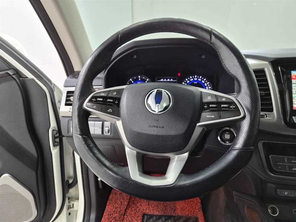 KG모빌리티(쌍용) 렉스턴 G4렉스턴 디젤 2.2 4WD 럭셔리 이미지 10