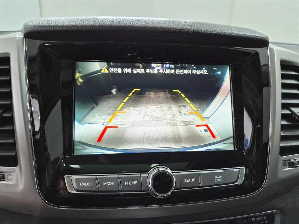 KG모빌리티(쌍용) 렉스턴 G4렉스턴 디젤 2.2 4WD 럭셔리 이미지 15