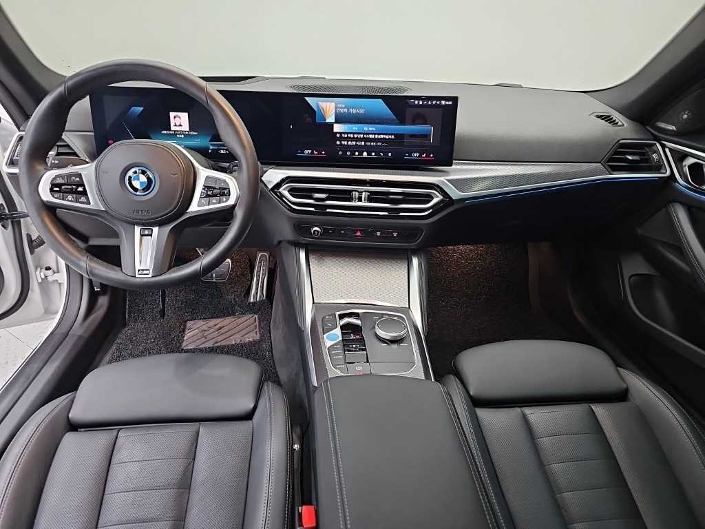 BMW i4 eDrive 40 M 스포츠 프로 이미지 7