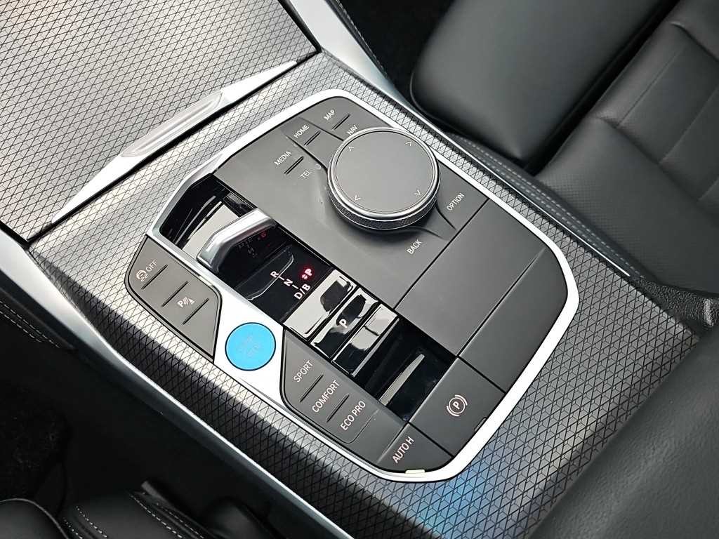 BMW i4 eDrive 40 M 스포츠 프로 이미지 8