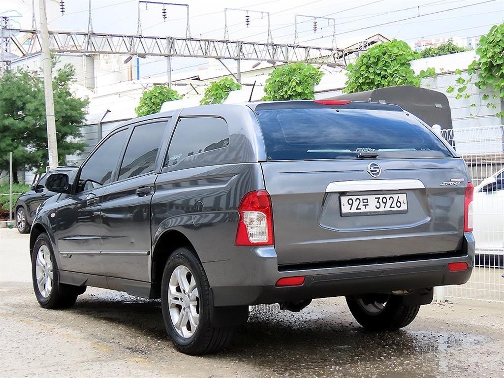 KG모빌리티(쌍용) 코란도 코란도스포츠 디젤 4WD CX7 패션 이미지 3
