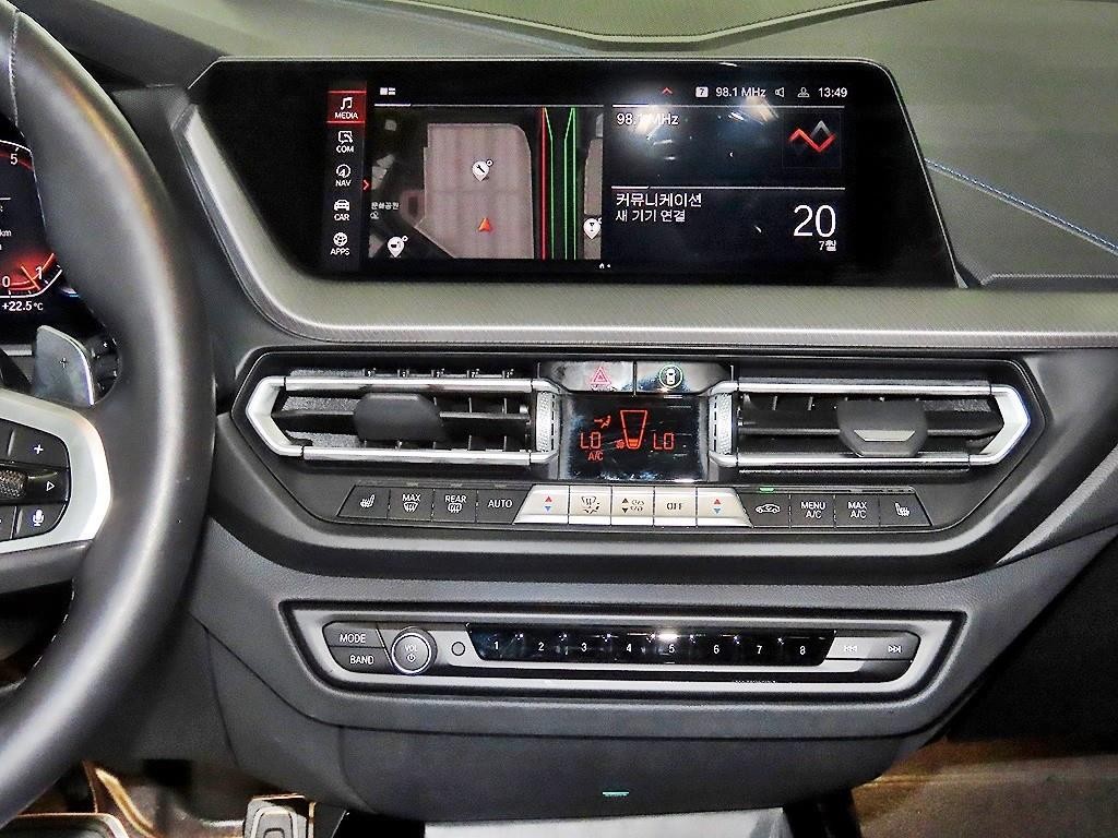BMW 1시리즈 1시리즈 (F40) 120i M 스포츠 이미지 11