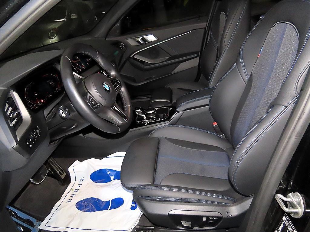 BMW 1시리즈 1시리즈 (F40) 120i M 스포츠 이미지 6