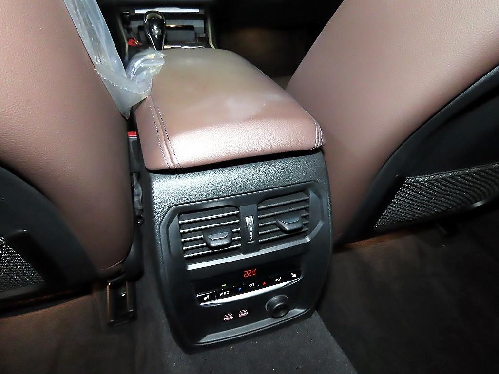 BMW 3시리즈 3시리즈 (G20) 320d M 스포츠 이미지 16