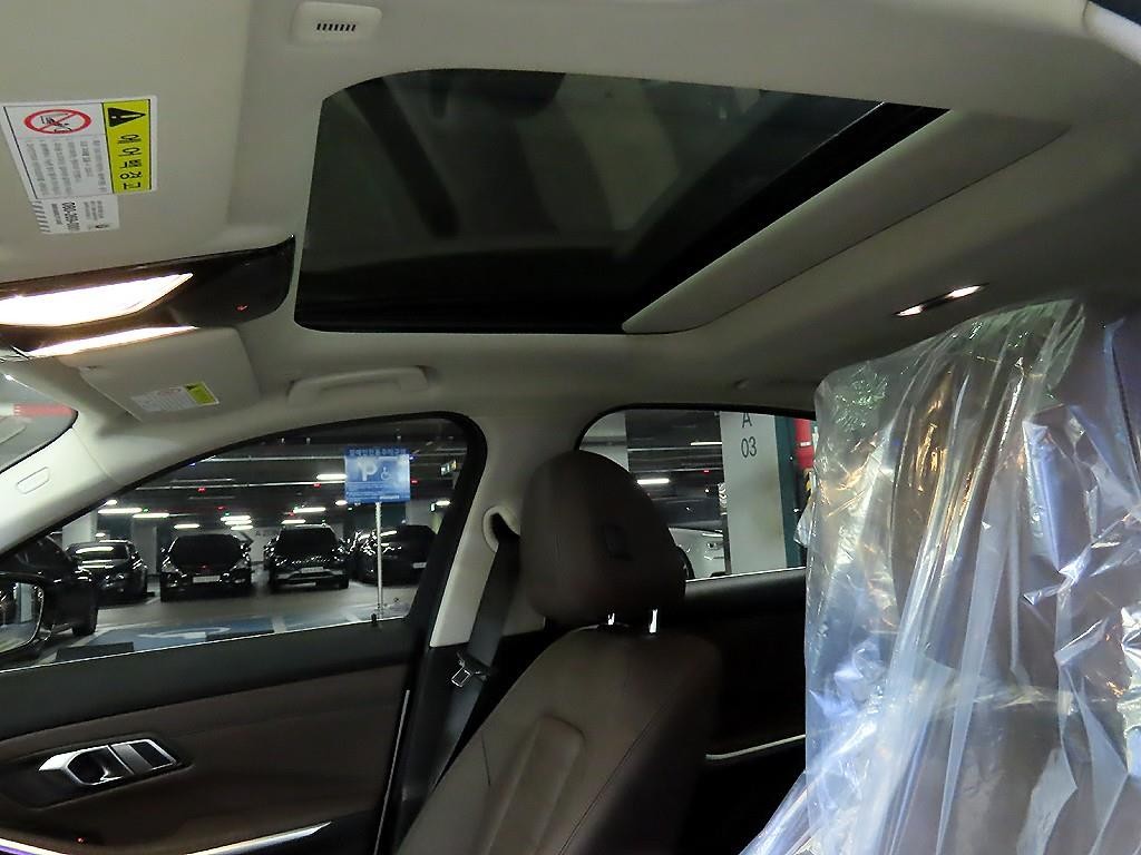 BMW 3시리즈 3시리즈 (G20) 320d M 스포츠 이미지 17