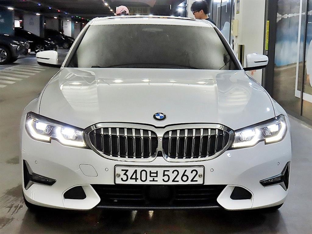 BMW 3시리즈 3시리즈 (G20) 320d M 스포츠 이미지 2