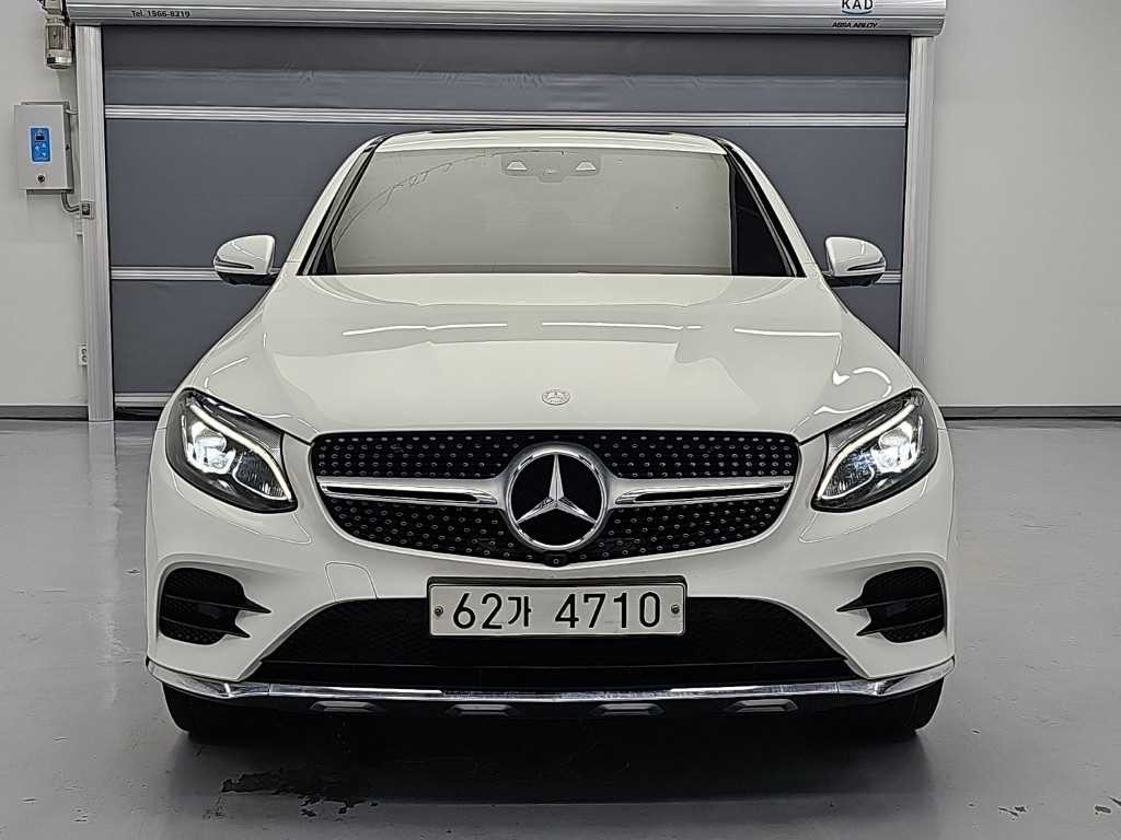 벤츠 GLC 클래스 GLC클래스 X253 GLC 220 d 4MATIC 프리미엄 쿠페 이미지 3