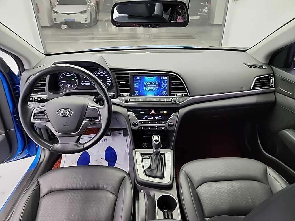 현대 아반떼 아반떼 AD 1.6 GDI 스마트 스페셜 이미지 7
