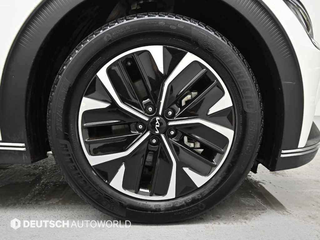 기아 EV6 더 뉴 EV6 롱레인지 2WD 라이트 이미지 5