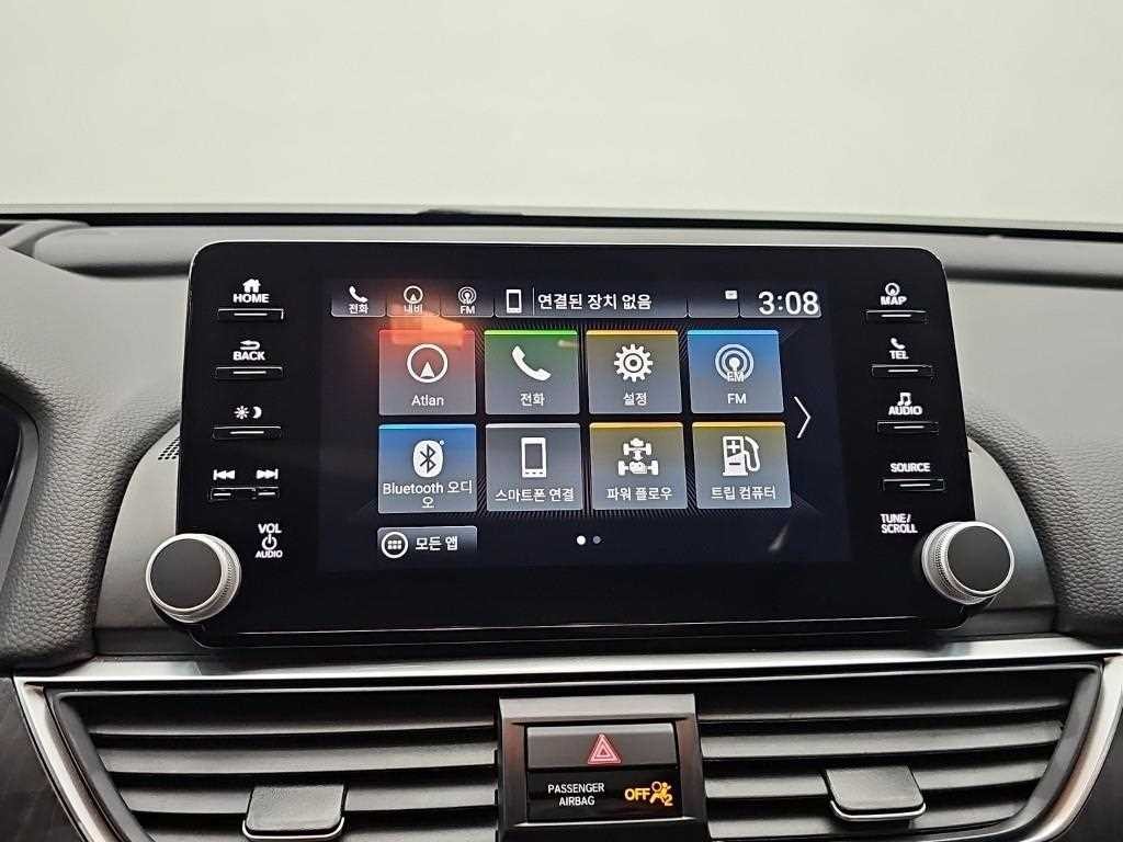혼다 어코드 어코드(10세대) 2.0 하이브리드 투어링 이미지 15