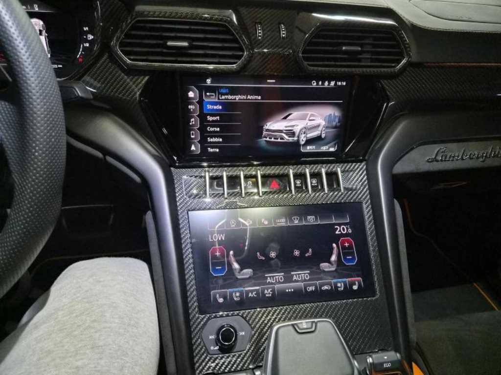 람보르기니 우루스 4.0 V8 이미지 11