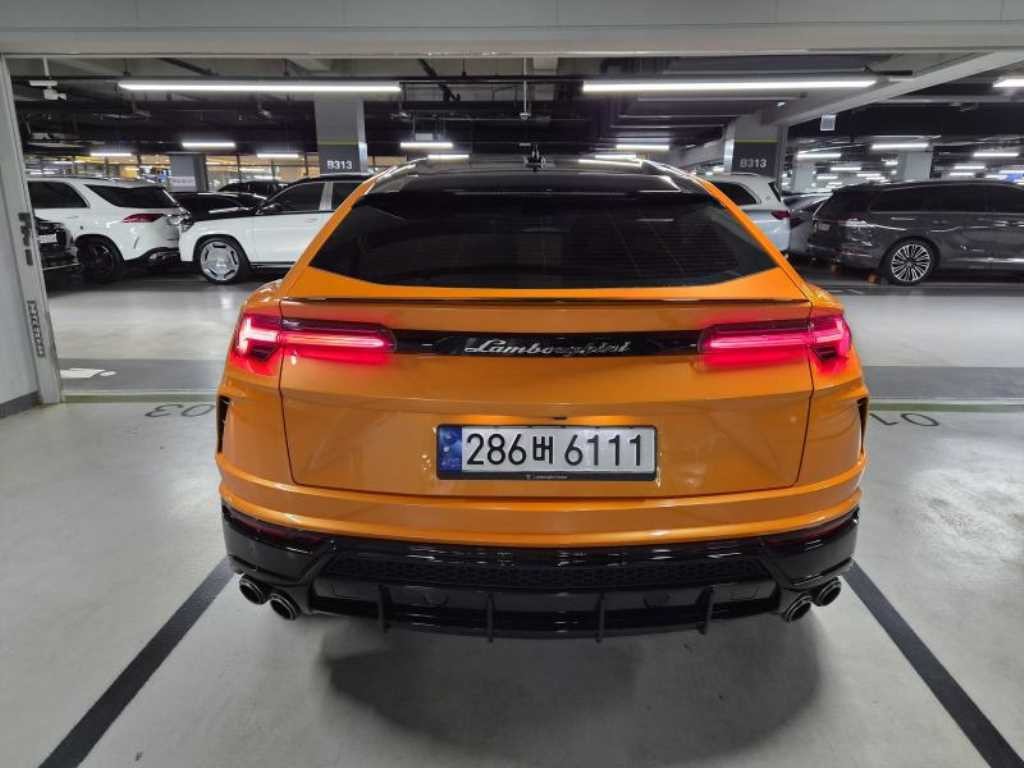 람보르기니 우루스 4.0 V8 이미지 4