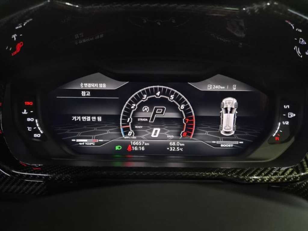 람보르기니 우루스 4.0 V8 이미지 9