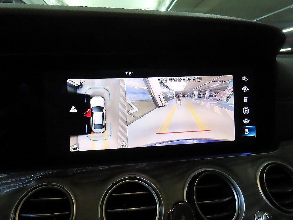 벤츠 E 클래스 E-클래스 W213 E350 4MATIC AMG LINE 이미지 13