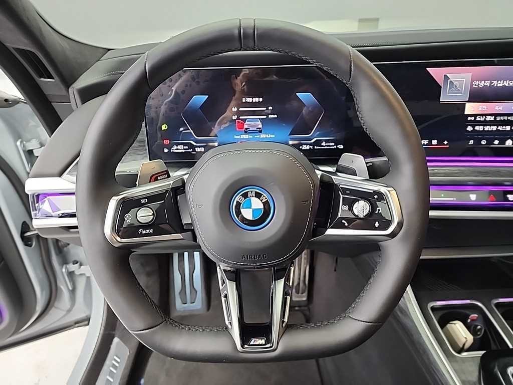 BMW 7시리즈 7시리즈 (G70) 750e xDrive M 스포츠 이미지 9