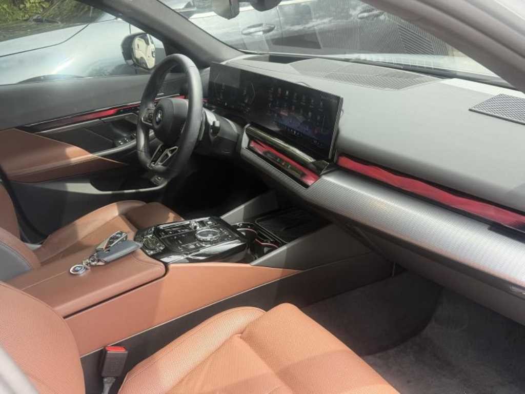 BMW 5시리즈 5시리즈 (G60) 530i xDrive M 스포츠 이미지 6