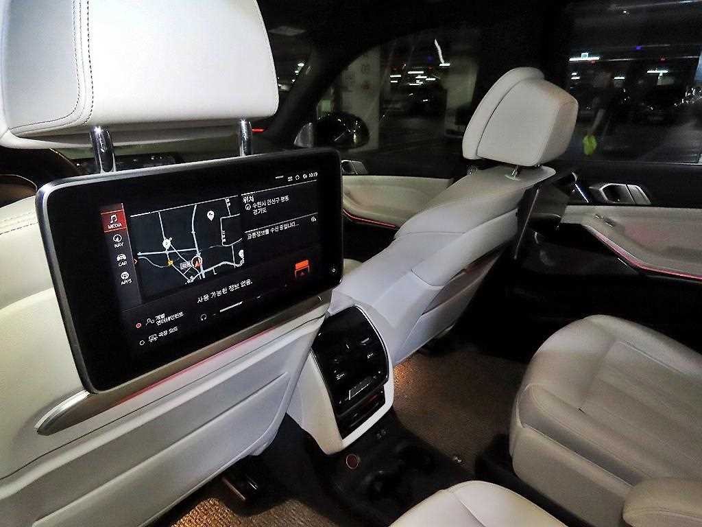 BMW X7 X7 (G07) xDrive 40i M 스포츠 이미지 14