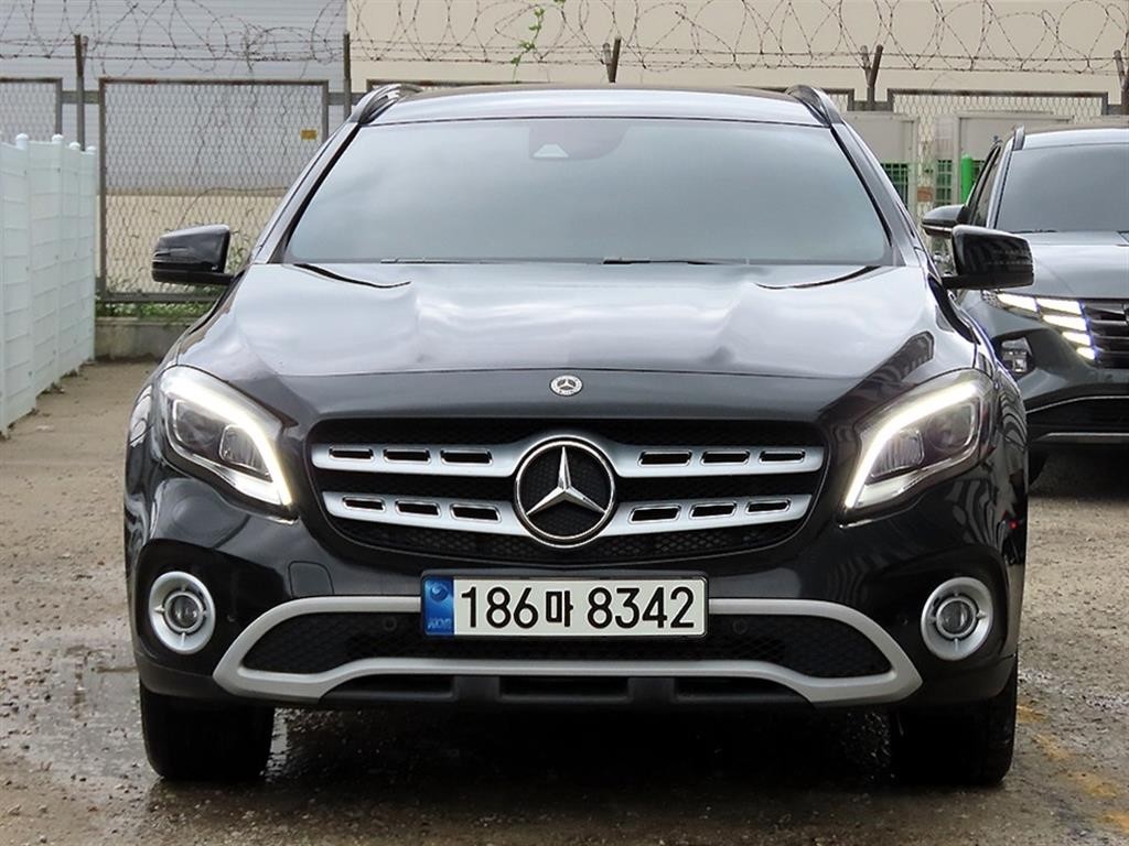 벤츠 GLA 클래스 GLA클래스 X156 GLA220 이미지 1