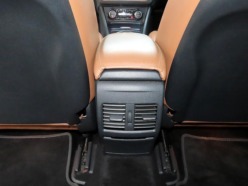 벤츠 GLA 클래스 GLA클래스 X156 GLA220 이미지 16