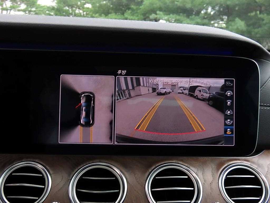 벤츠 E 클래스 E-클래스 W213 E300 아방가르드 이미지 13
