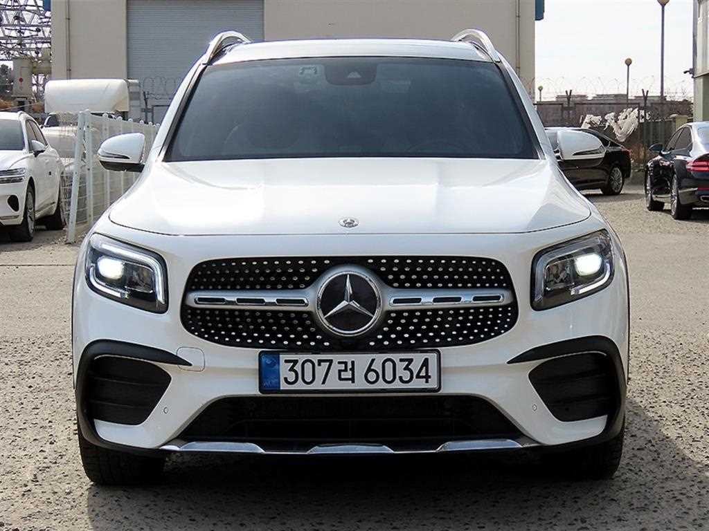 벤츠 GLB 클래스 GLB클래스 X247 GLB 250 4MATIC 이미지 1