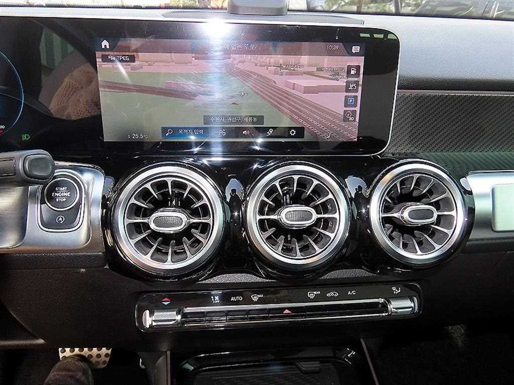 벤츠 GLB 클래스 GLB클래스 X247 GLB 250 4MATIC 이미지 13