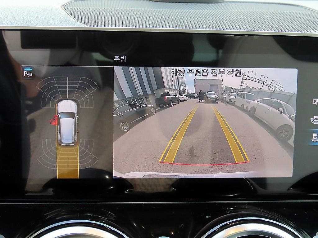 벤츠 GLB 클래스 GLB클래스 X247 GLB 250 4MATIC 이미지 14