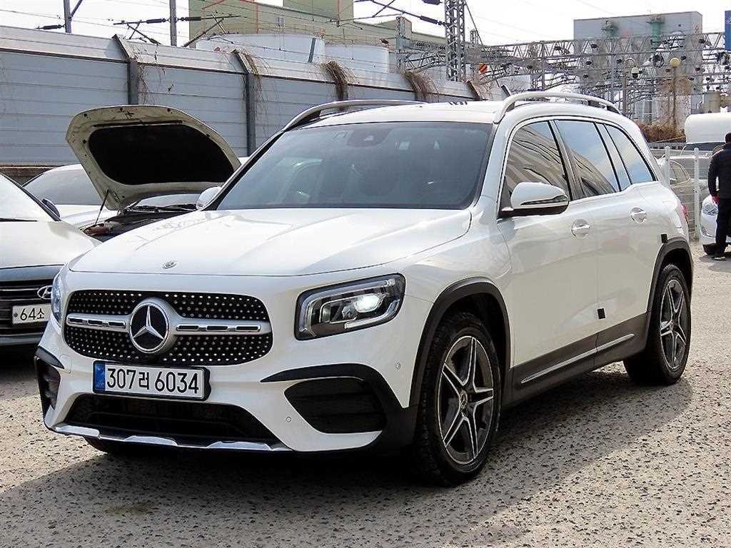 벤츠 GLB 클래스 GLB클래스 X247 GLB 250 4MATIC 이미지 2