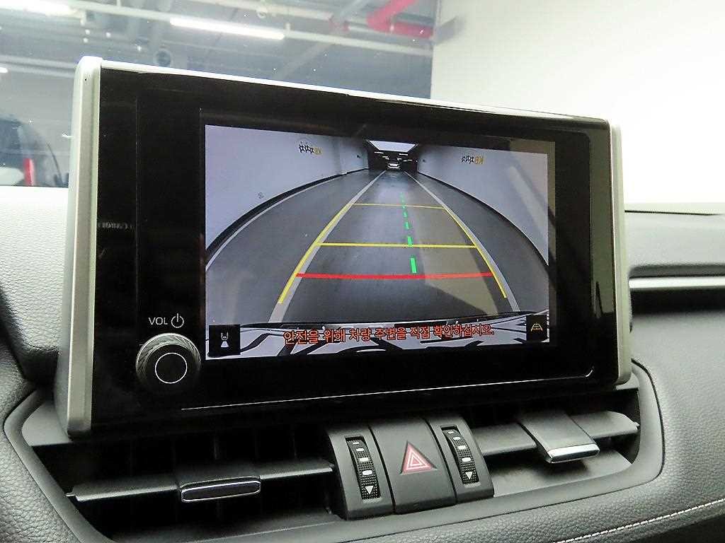 토요타 라브4 RAV4(5세대) 2.5 4WD 하이브리드 LTD 이미지 14