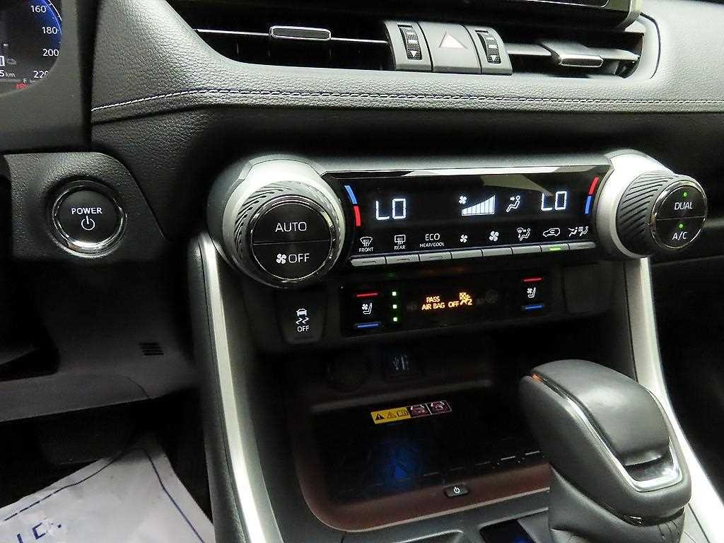 토요타 라브4 RAV4(5세대) 2.5 4WD 하이브리드 LTD 이미지 15