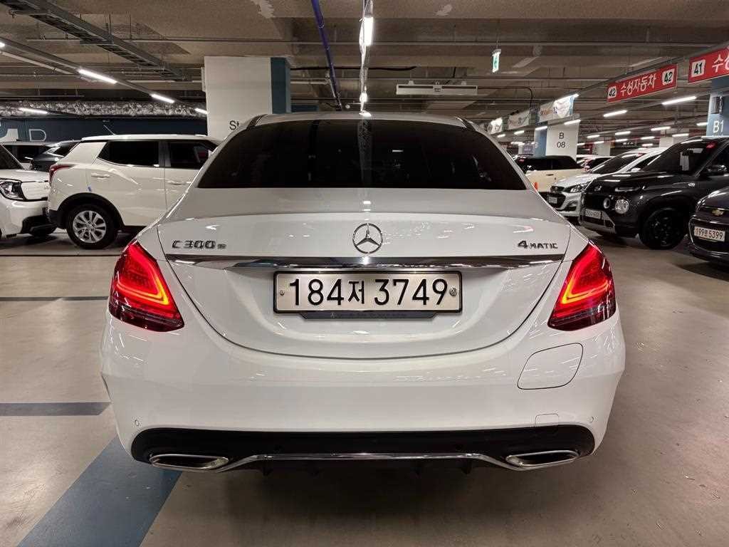 벤츠 C 클래스 C클래스 W205 C300e 4MATIC AMG Line 이미지 19