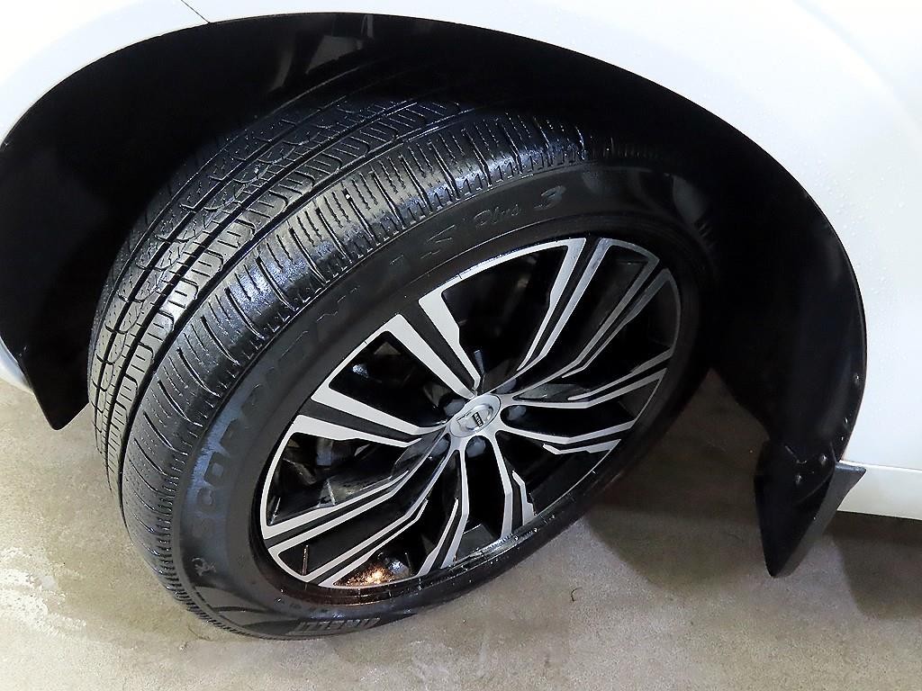 볼보 XC60 XC60(2세대) B5 AWD 인스크립션 이미지 20