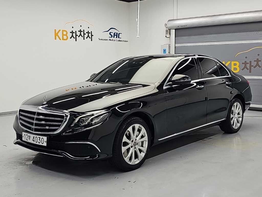 벤츠 E 클래스 E-클래스 W213 E300 4MATIC 익스클루시브 이미지 1