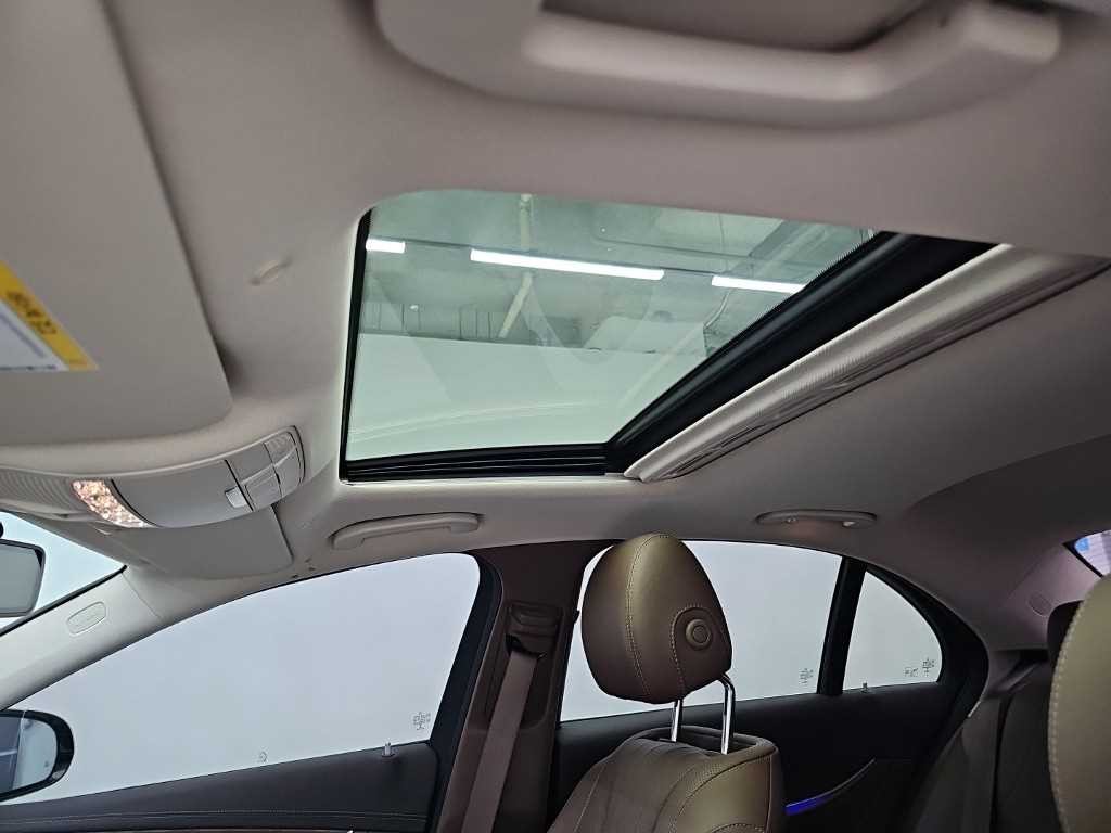벤츠 E 클래스 E-클래스 W213 E300 4MATIC 익스클루시브 이미지 15