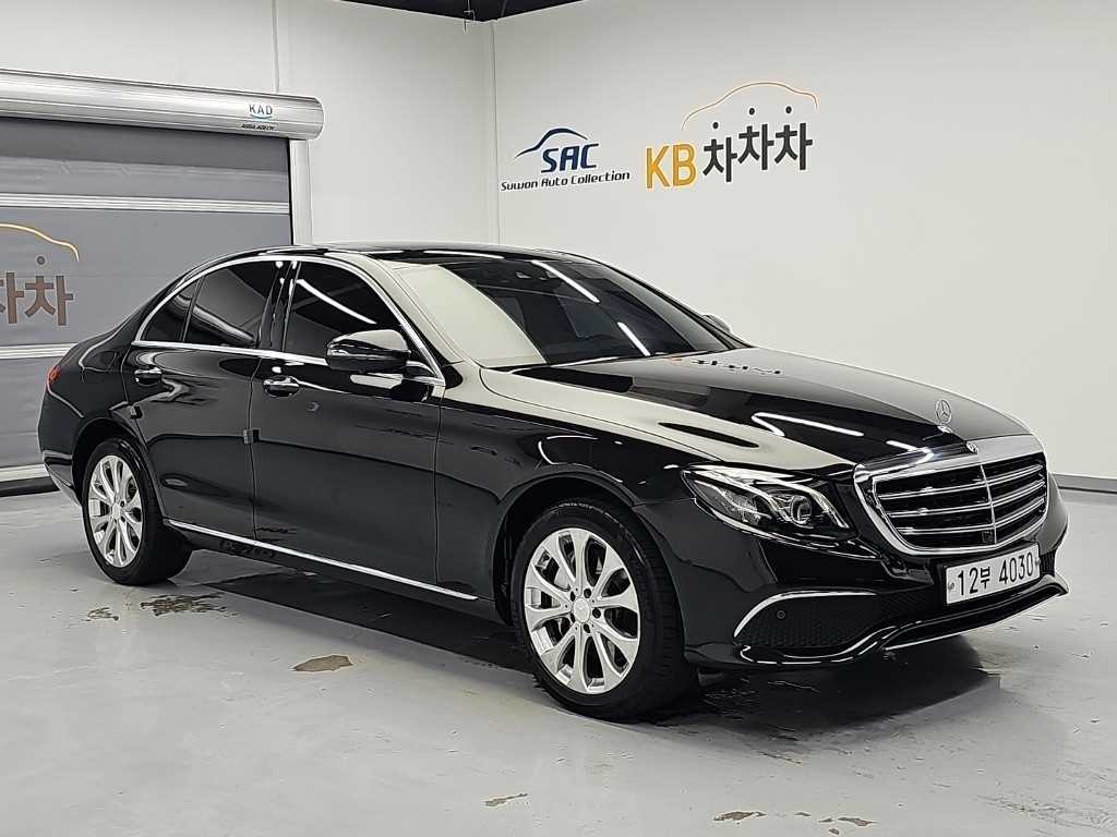 벤츠 E 클래스 E-클래스 W213 E300 4MATIC 익스클루시브 이미지 4