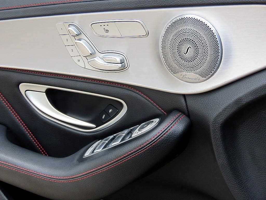 벤츠 C 클래스 C클래스 W205 C43 AMG 4MATIC 이미지 12