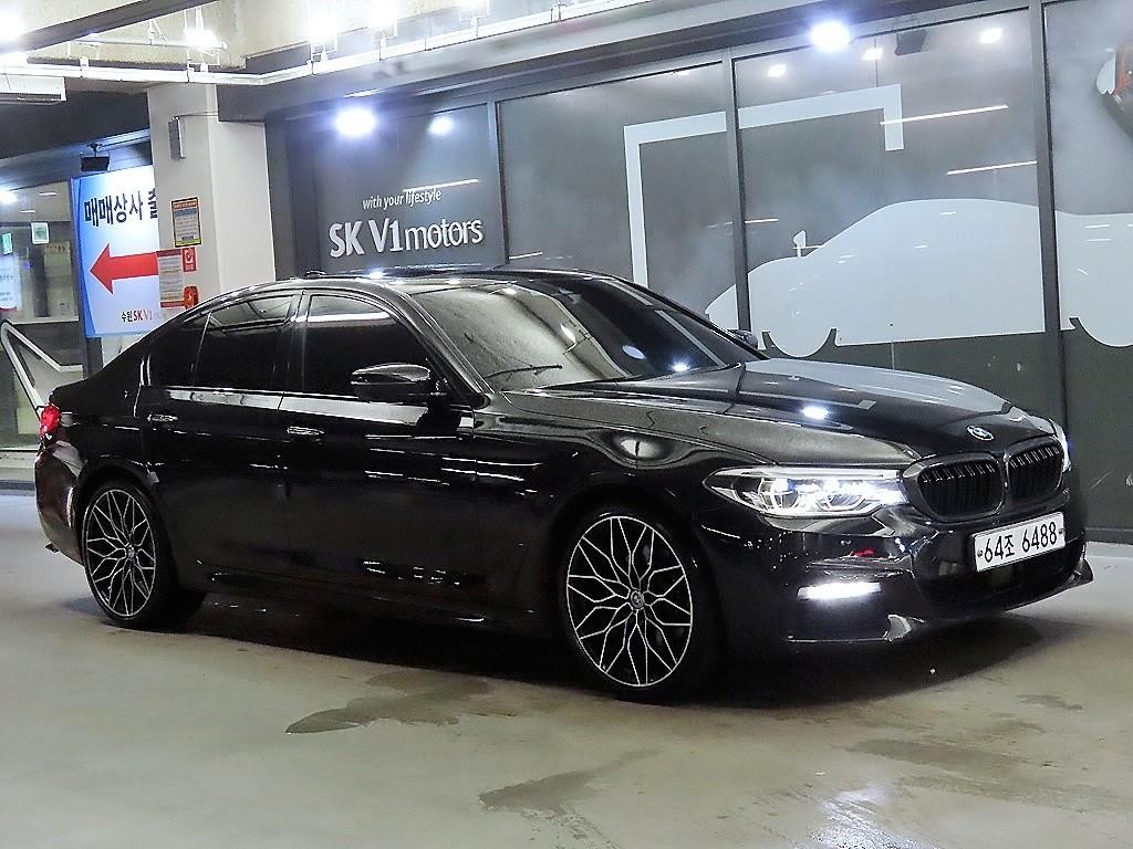BMW 5시리즈 5시리즈 (G30) 520d M 스포츠 플러스 이미지 1