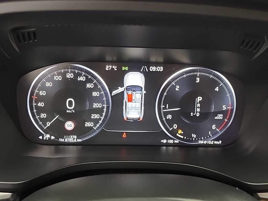 볼보 XC60 XC60(2세대) D5 AWD 인스크립션 이미지 6