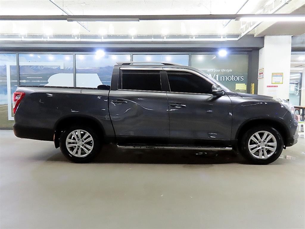KG모빌리티(쌍용) 렉스턴 렉스턴 스포츠 칸 디젤 2.2 4WD 프로페셔널 X 이미지 3