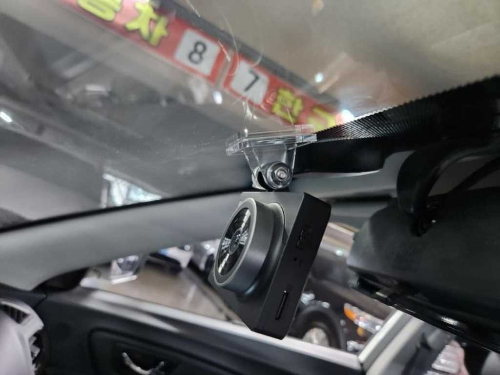 KG모빌리티(쌍용) 티볼리 가솔린 2WD 1.6 VX 이미지 11