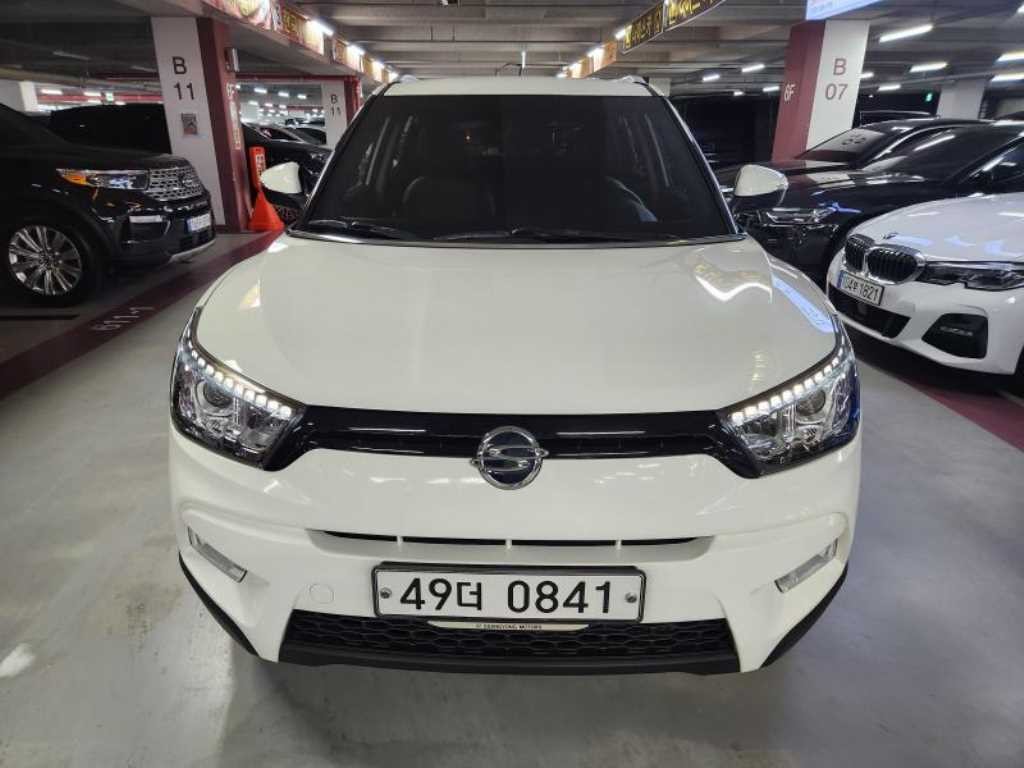 KG모빌리티(쌍용) 티볼리 가솔린 2WD 1.6 VX 이미지 3