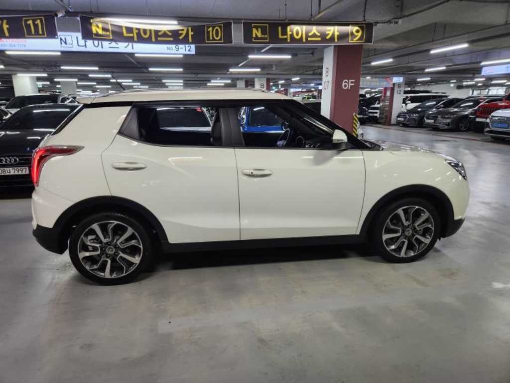 KG모빌리티(쌍용) 티볼리 가솔린 2WD 1.6 VX 이미지 6