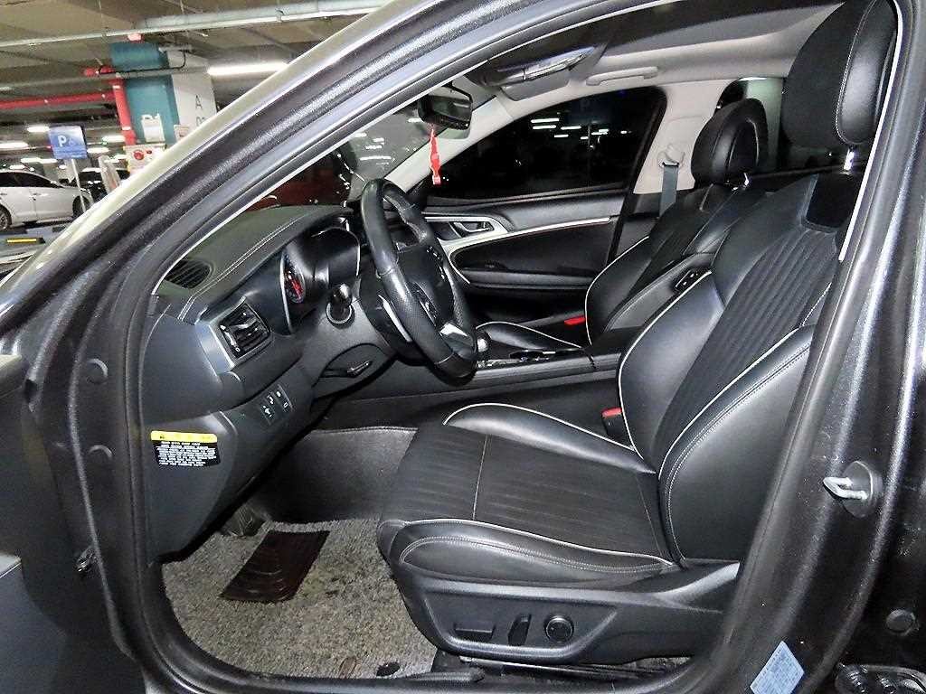 제네시스 G70 2.0T 슈프림 이미지 6