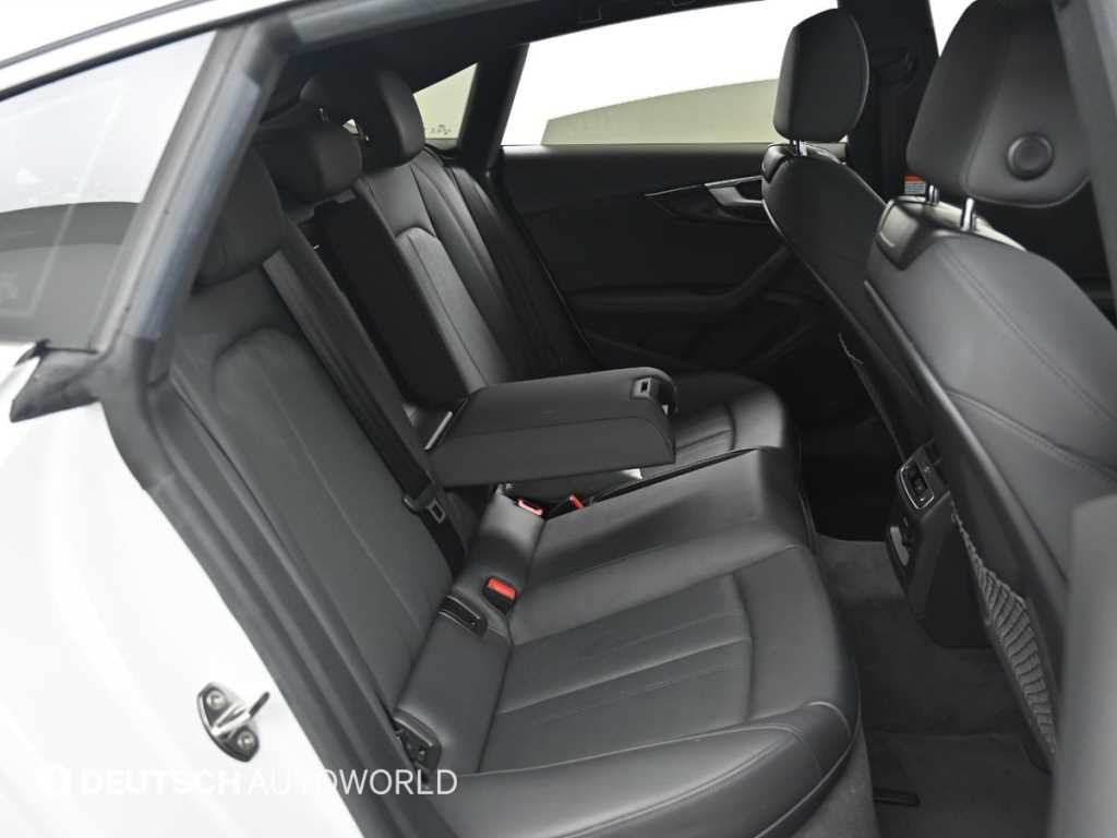 아우디 A5 A5 (F5) 45 TFSI 콰트로 프리미엄 스포트백 이미지 12