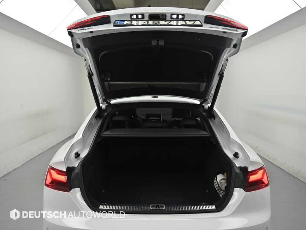 아우디 A5 A5 (F5) 45 TFSI 콰트로 프리미엄 스포트백 이미지 19