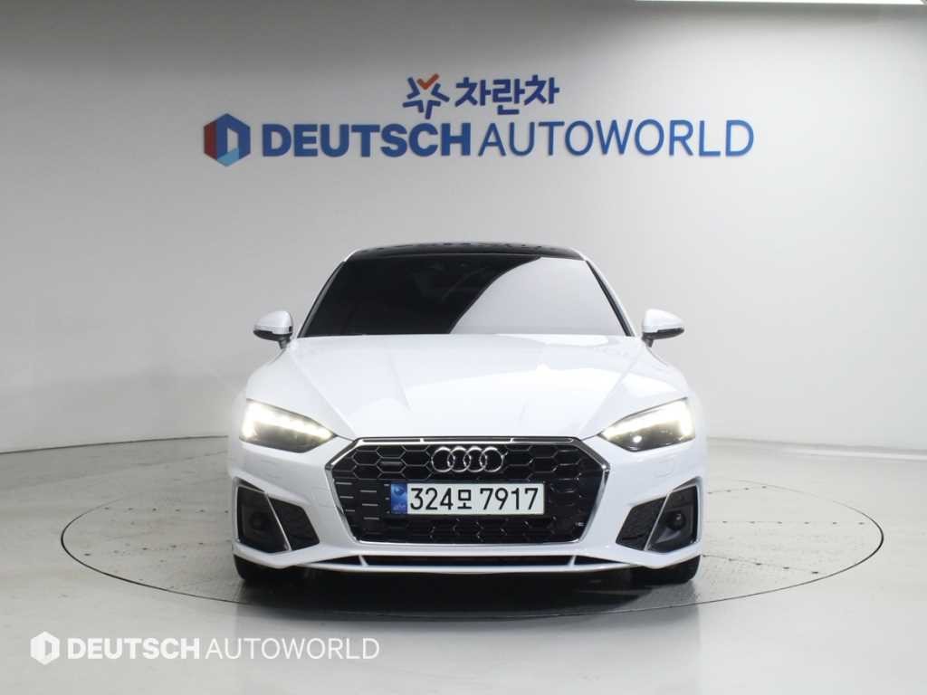 아우디 A5 A5 (F5) 45 TFSI 콰트로 프리미엄 스포트백 이미지 3