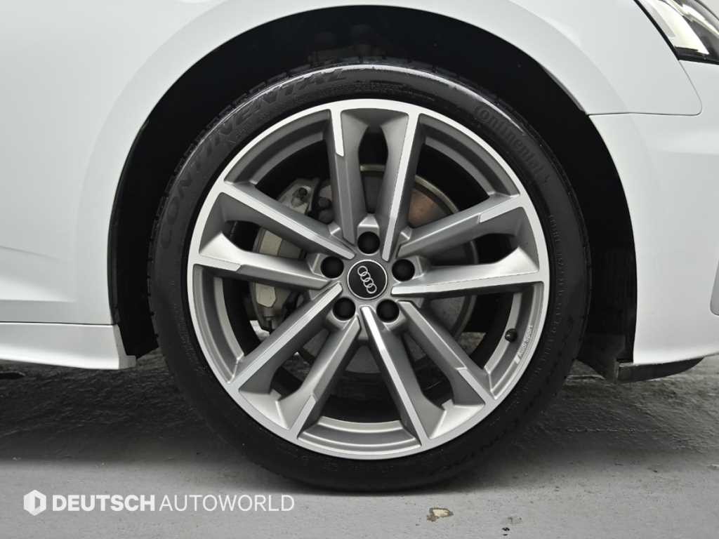 아우디 A5 A5 (F5) 45 TFSI 콰트로 프리미엄 스포트백 이미지 5