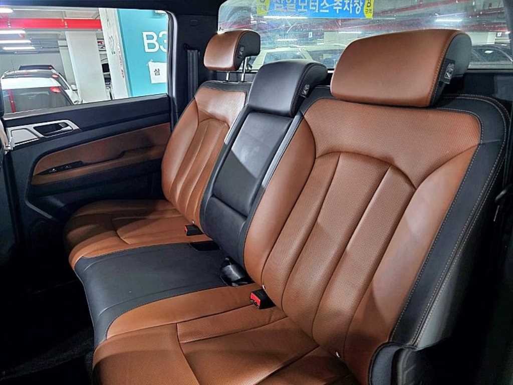 KG모빌리티(쌍용) 렉스턴 렉스턴 스포츠 4WD 디젤 2.2 노블레스 이미지 15